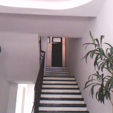 White Guest House Батуми Екстериор снимка